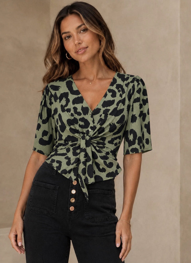 Tops & Bodysuits