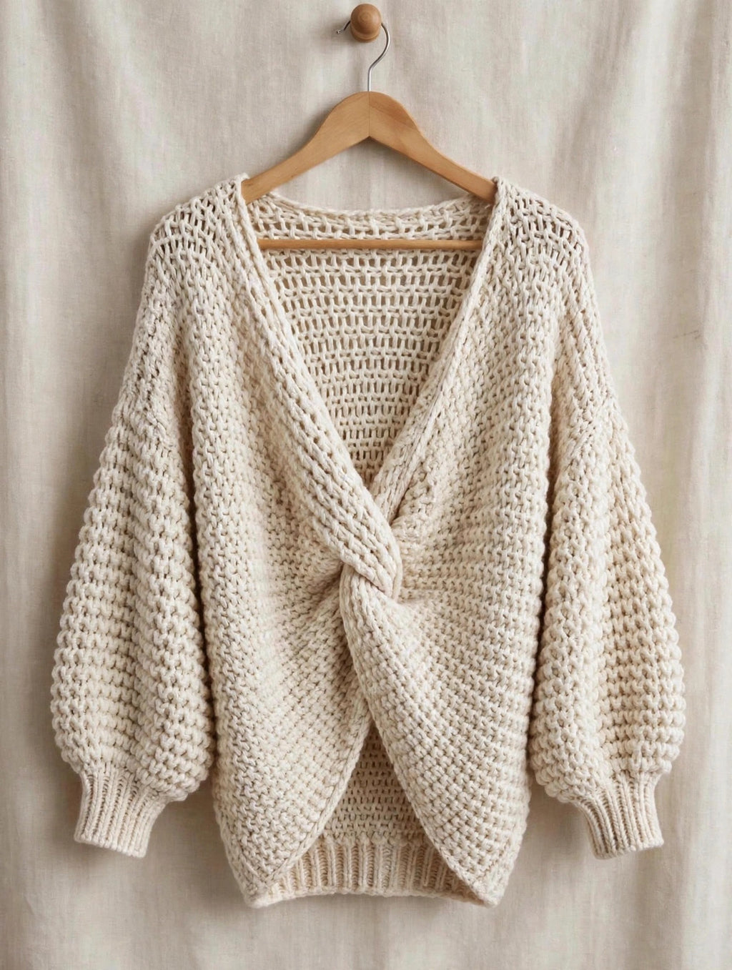 🤍 Beige / chunky Knit Twist Front Jumper